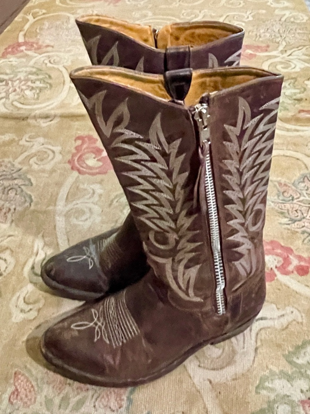 Old Gringo | Razz 13" in Brown w/ Embroidery and Side Zip, Sz 8.5 ♥ Like new!